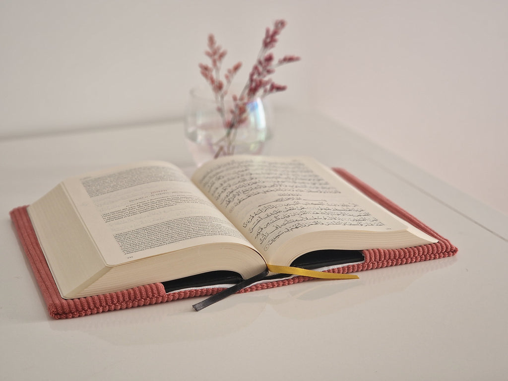 A personnaliser - Protège Coran Rose (taille et tissus)